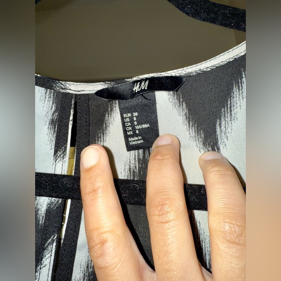 H&M Black and White Halter Sundress Maxi - Picture 4 of 5